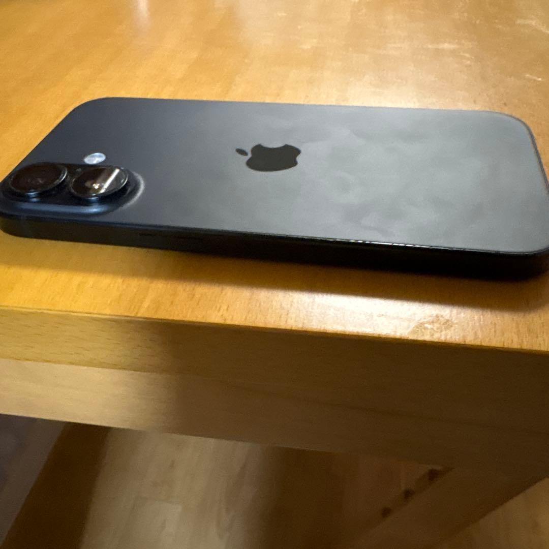 iPhone16 256GB ブラック 本体 充電ケーブル付き
