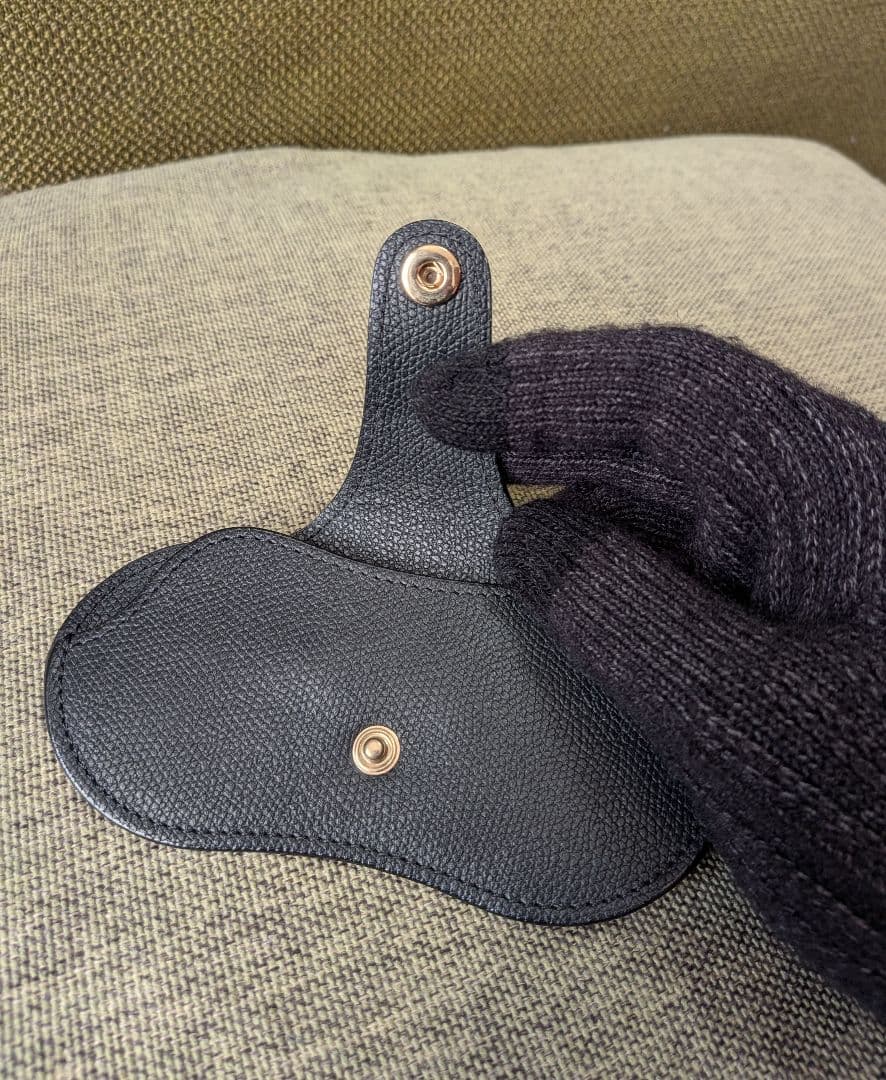 ヴァレクストラ メガネケース