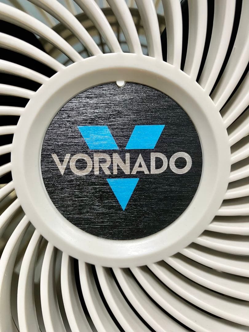 美品☆Vornado ボルネード サーキュレーター 6〜30畳用 630-J
