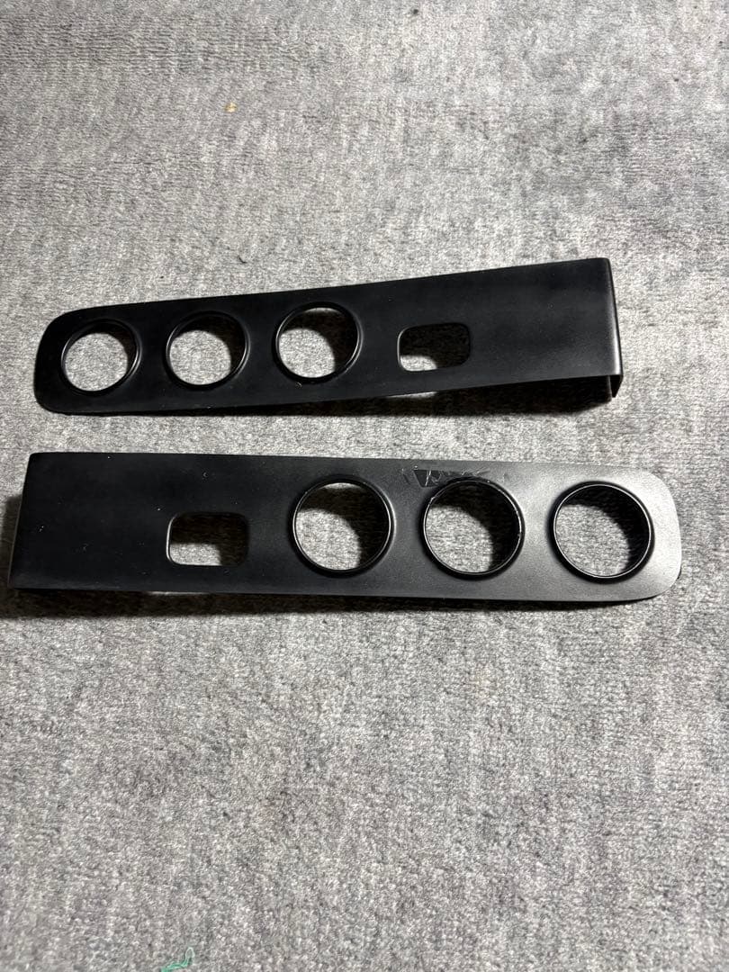 日産キューブ(キュービック)テールランプカバー