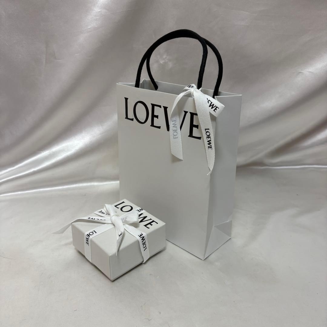【新品未使用・43%OFF！】LOEWE ロエベ ツイストバングル☆カーフ