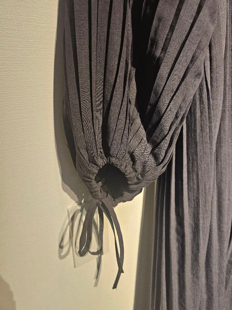 louren プリーツワンピースall pleats volume dress