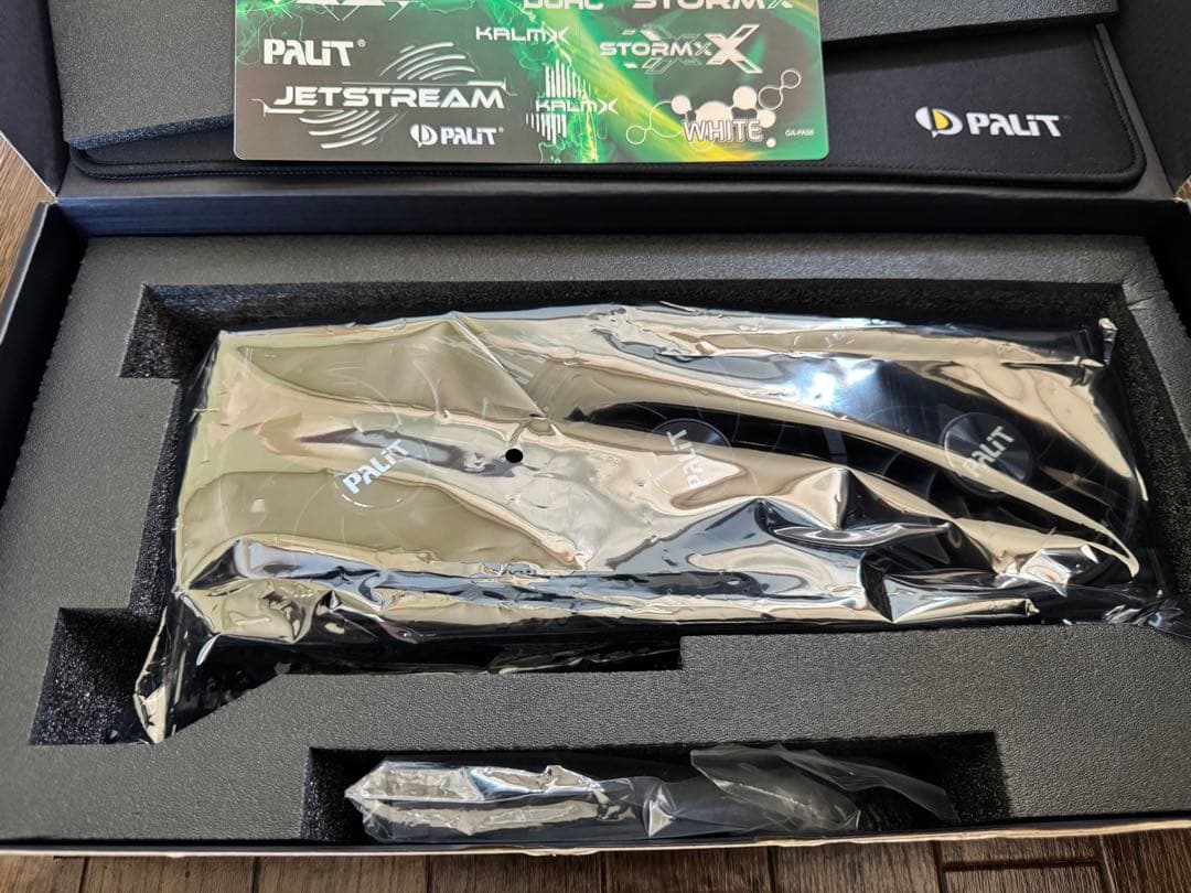 （極美品）PALIT GEFORCE RTX 5080 16GB