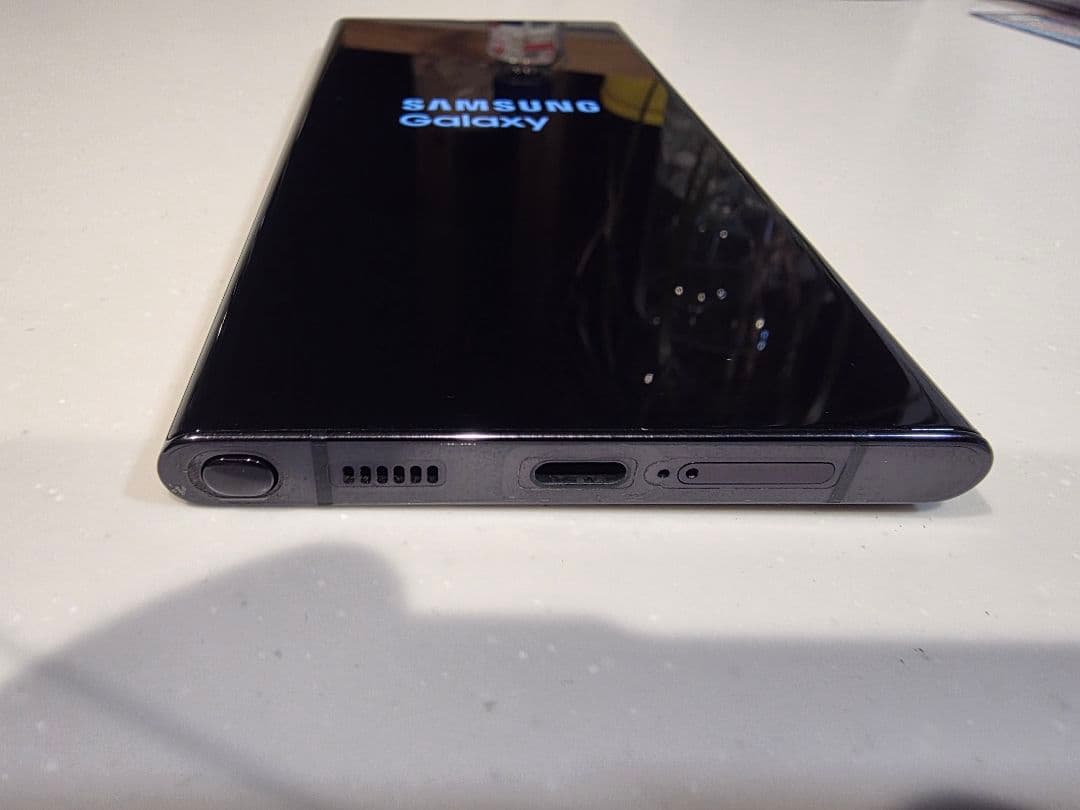 Samsung Galaxy S22 ultra ドコモ