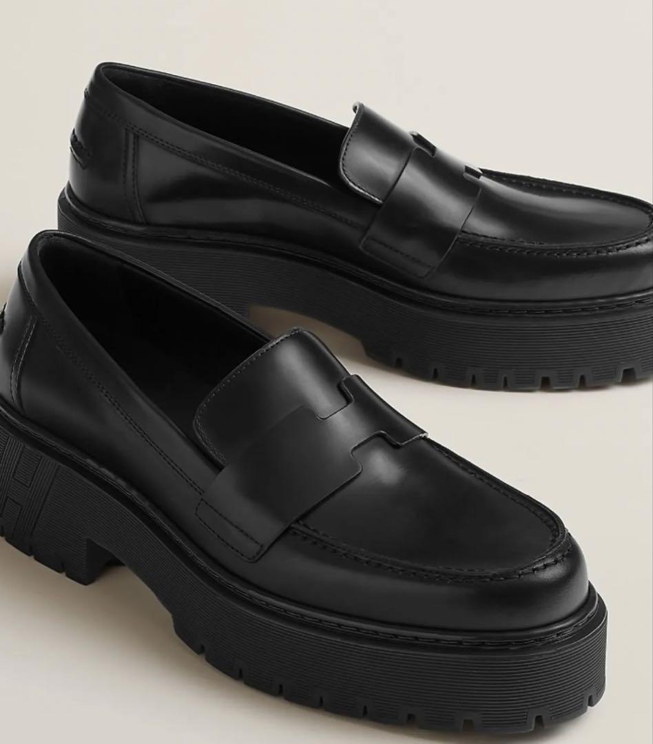 HERMES 厚底ブラックローファー　モカシン　38