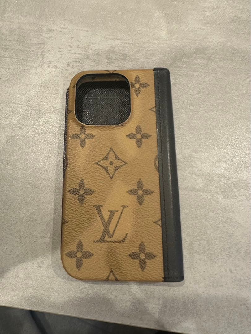 ルイヴィトン モノグラム リバース IPHONE15PRO