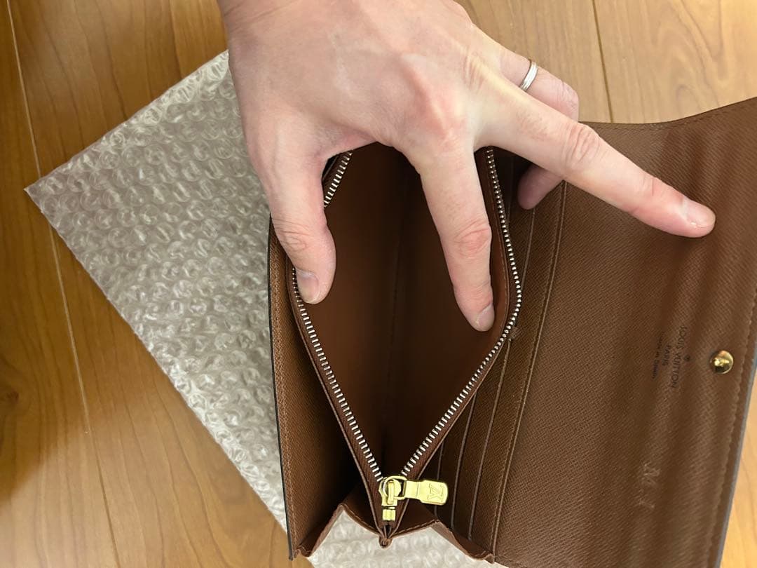 ルイヴィトン　LOUIS VUITTON 長財布