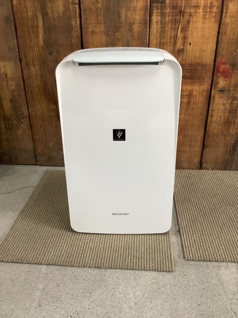 SHARP 除湿機 ホワイト　R5569
