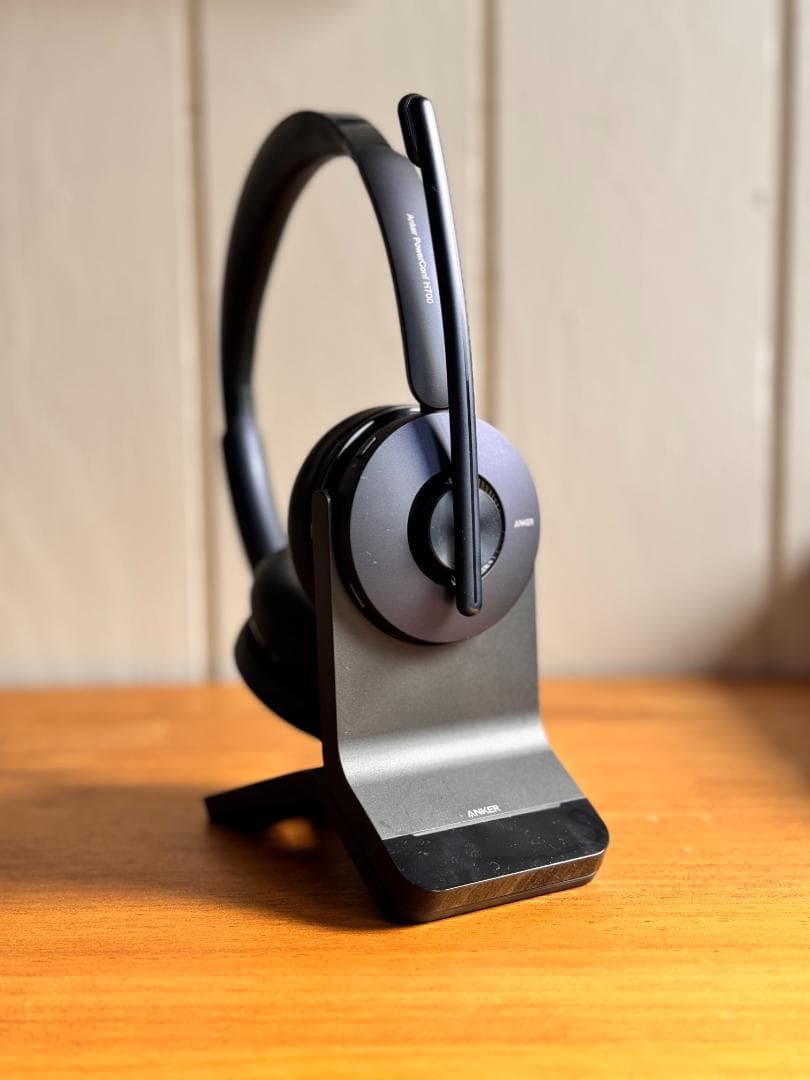 Anker PowerConf H700　専用スタンド／ケース／外箱付き