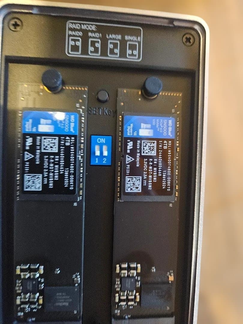 WD NVMe SSD sn5000 4TB ２枚 ポータブルSSDケース付き