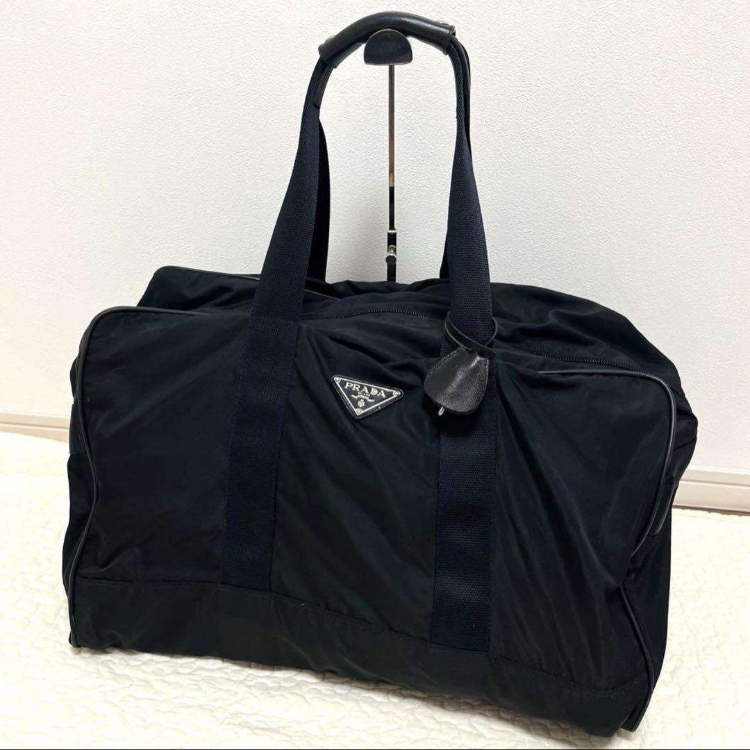 大容量 PRADA ボストンバッグ ブラック 三角ロゴ ナイロン　南京錠