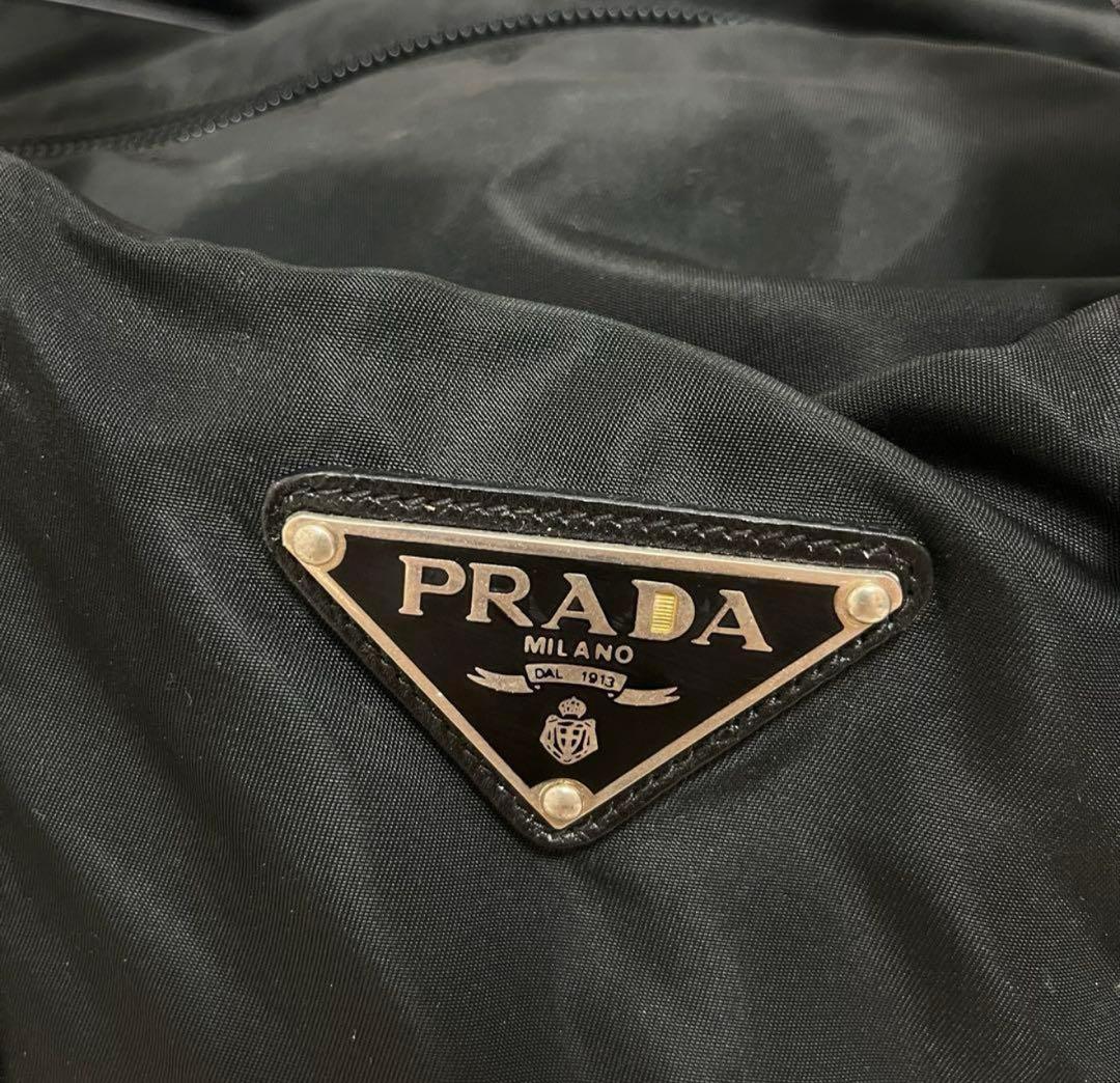 大容量 PRADA ボストンバッグ ブラック 三角ロゴ ナイロン　南京錠