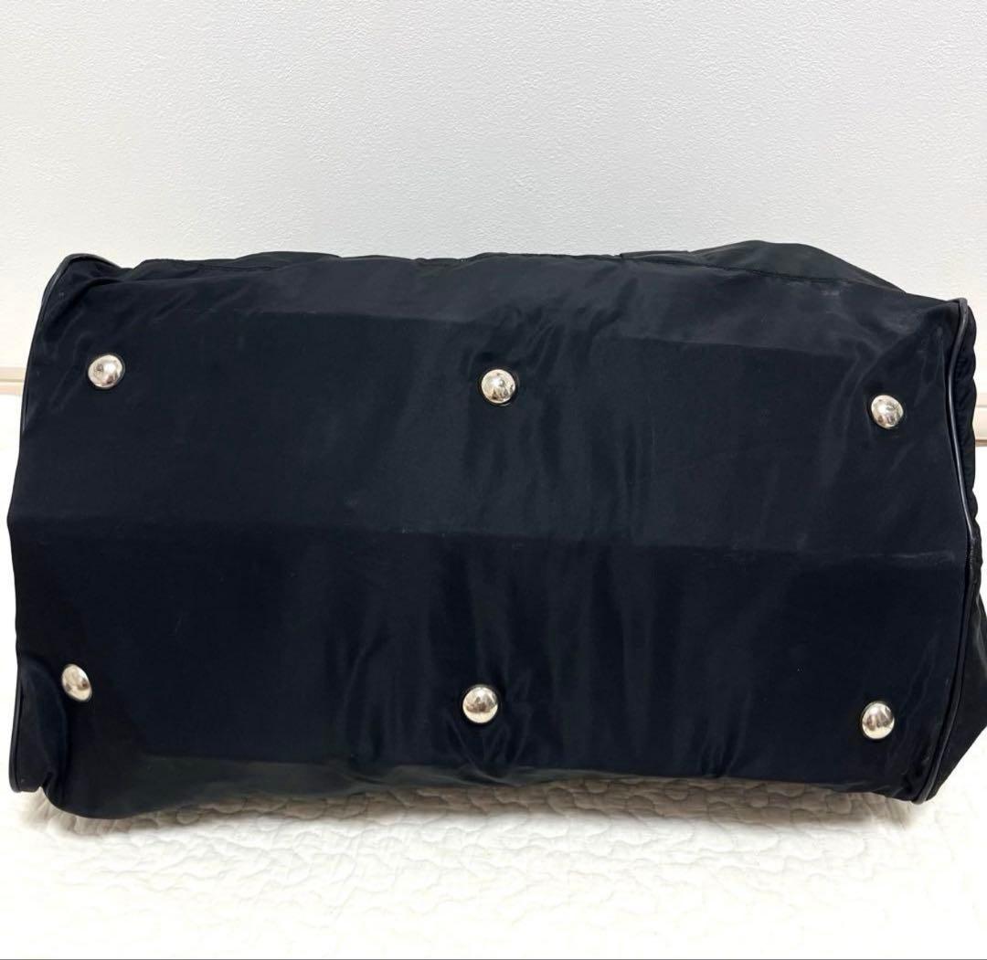 大容量 PRADA ボストンバッグ ブラック 三角ロゴ ナイロン　南京錠