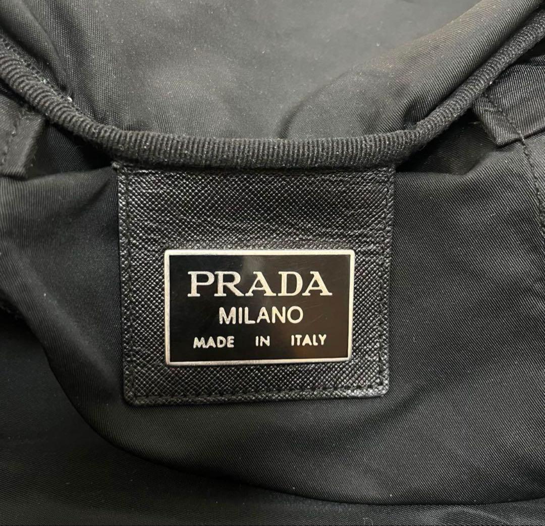 大容量 PRADA ボストンバッグ ブラック 三角ロゴ ナイロン　南京錠