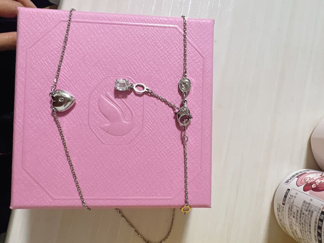 Ariana Grande x Swarovski ペンダント ミックスカット