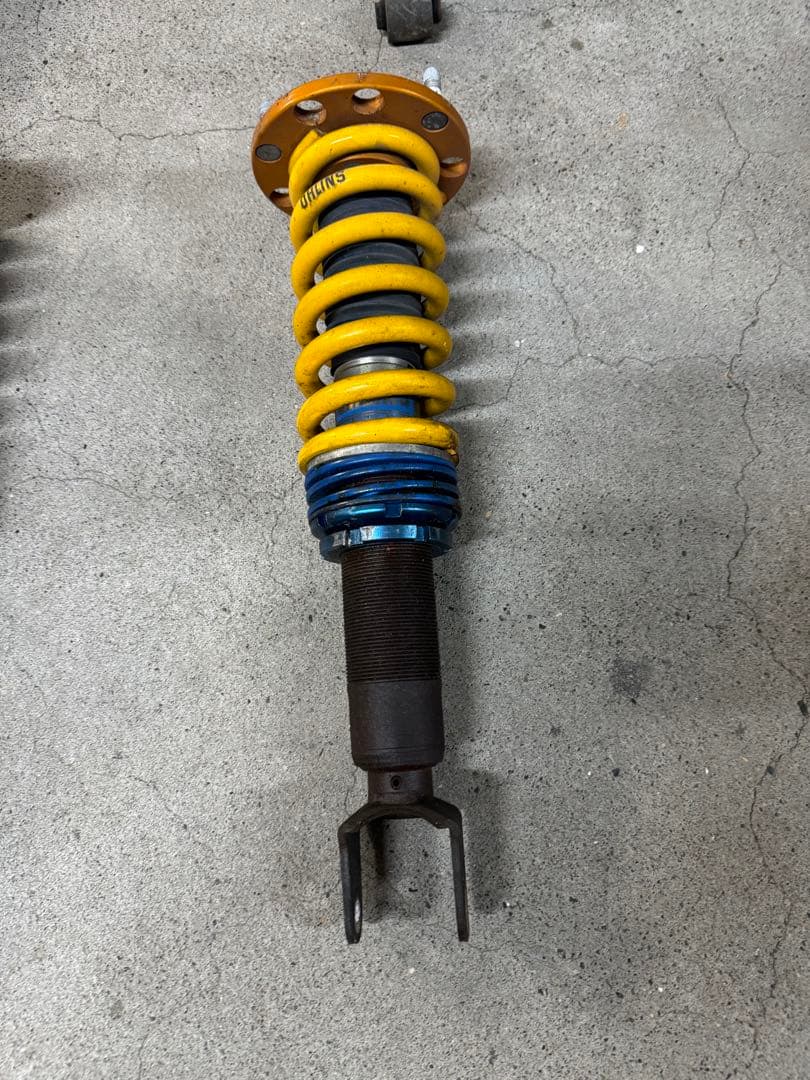 マツダRX-7 FD3S用の OHLINS サスペンション