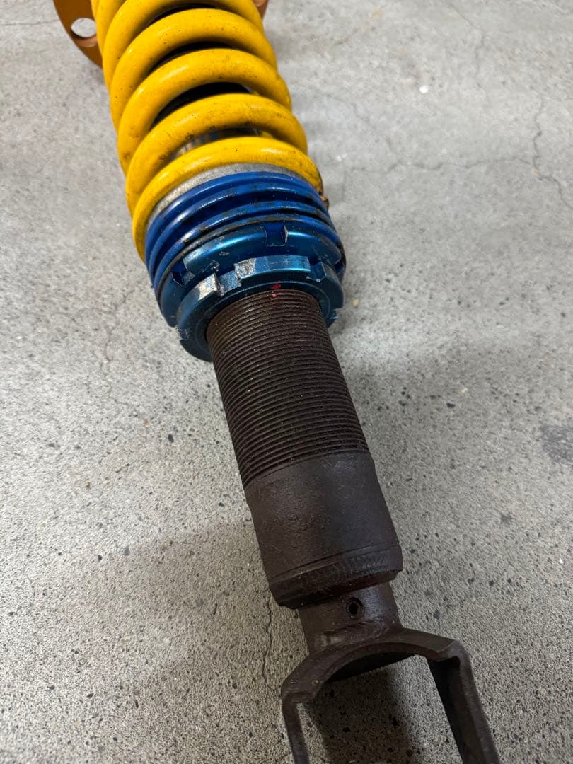 マツダRX-7 FD3S用の OHLINS サスペンション