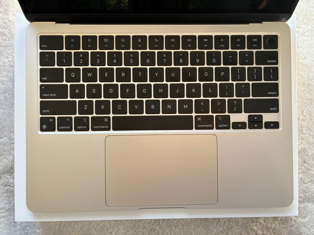 【US配列】MacBook Air M2 24GB 1TB シルバー 傷あり