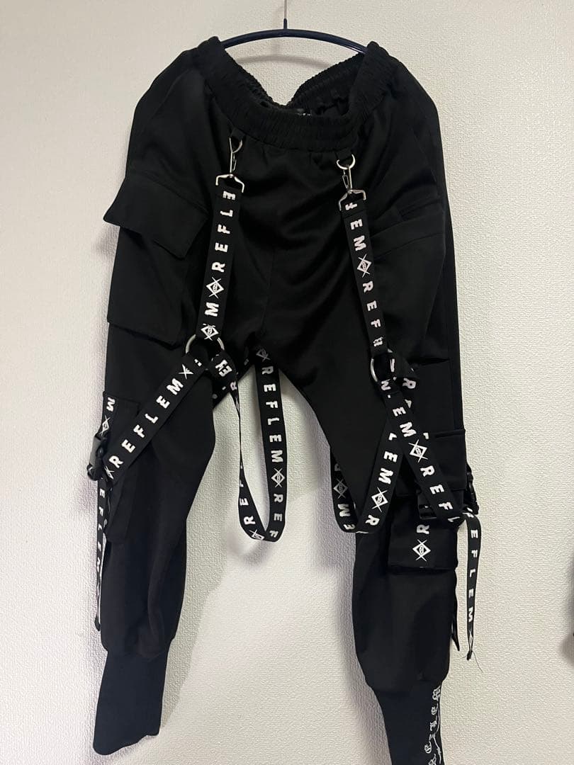 レフレム　RERLEM サスペンダー付きカーゴパンツ
