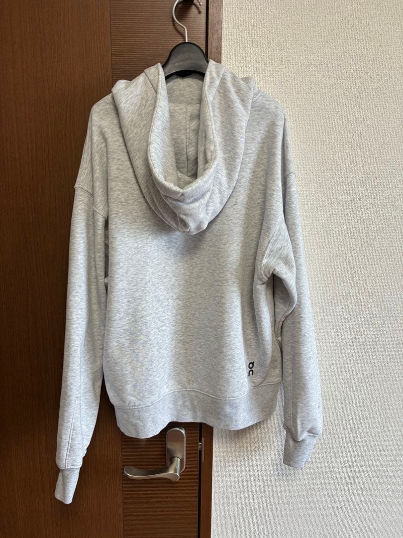 on Club Hoodie レディース　S