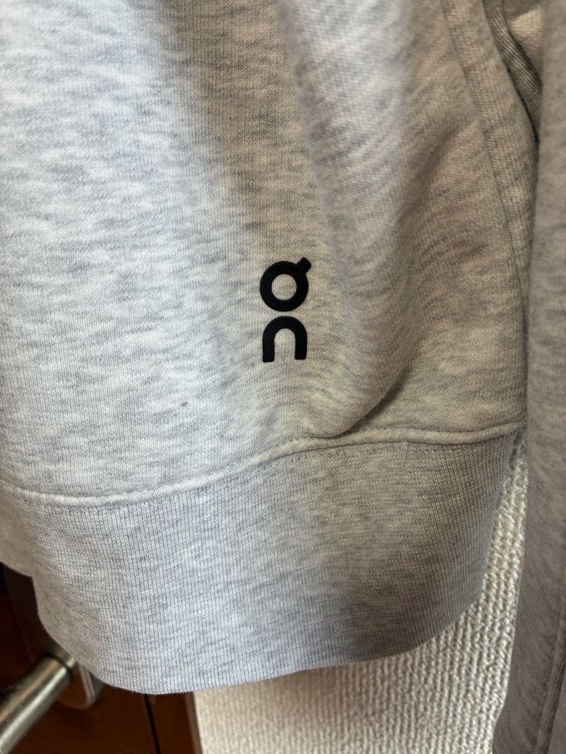 on Club Hoodie レディース　S