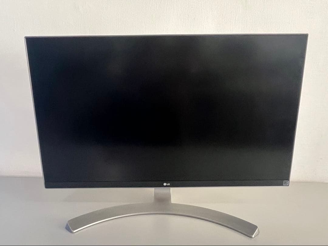 LG UltraHD 27インチ 4K ディスプレイ 27UD88-W