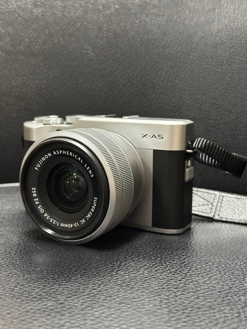 Fujifilm X-A5 コンパクトデジタルカメラ