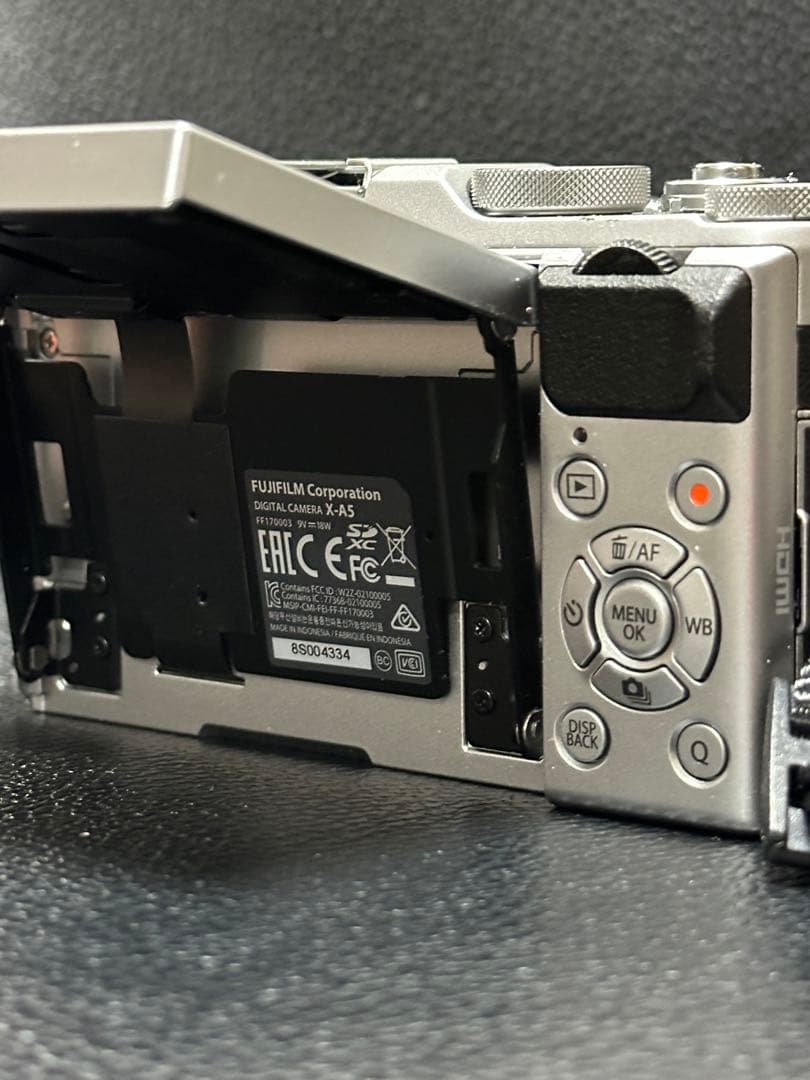 Fujifilm X-A5 コンパクトデジタルカメラ