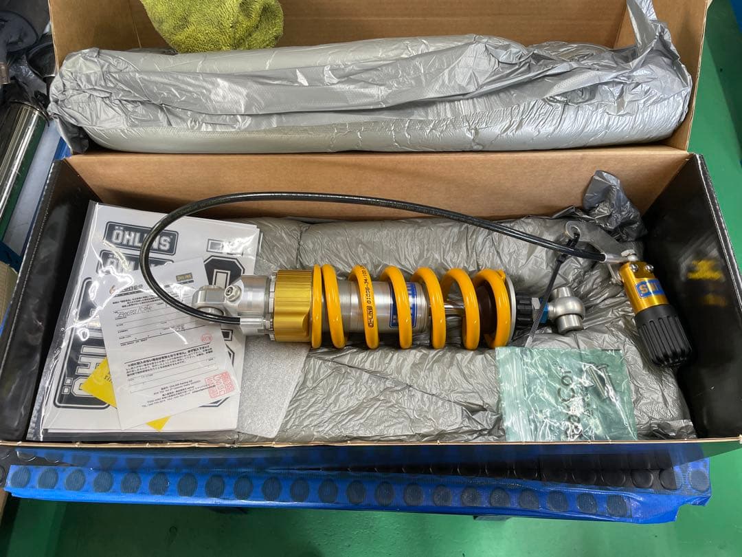 Z900RS OHLINS オーリンズ リアサスペンション KA739