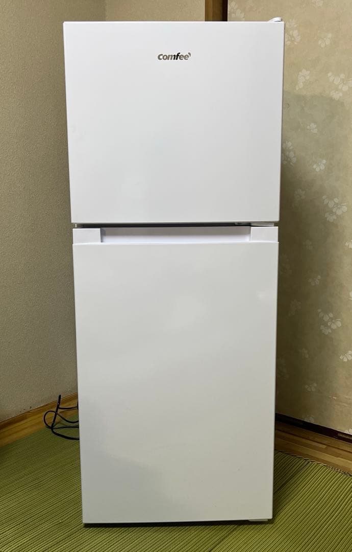 comfee' ノンフロン冷凍冷蔵庫 上段冷凍室 下段冷蔵室 132L