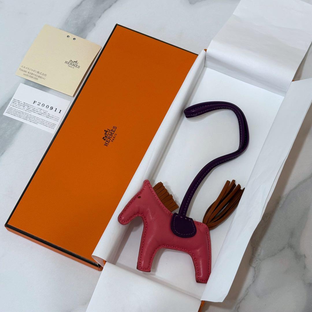HERMES ロデオ PM ピンク系 エルメス チャーム ローズアザレ