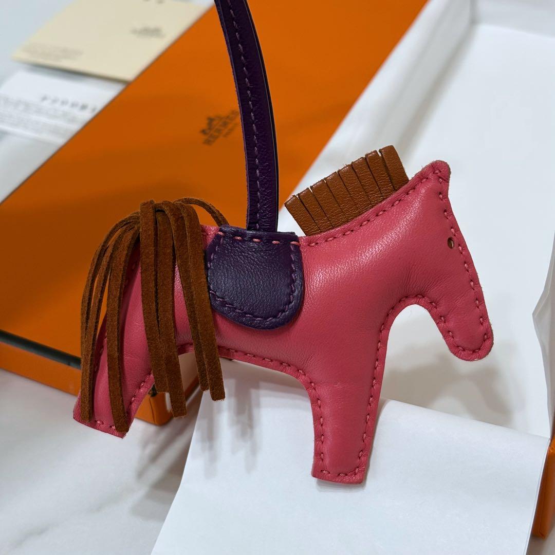 HERMES ロデオ PM ピンク系 エルメス チャーム ローズアザレ