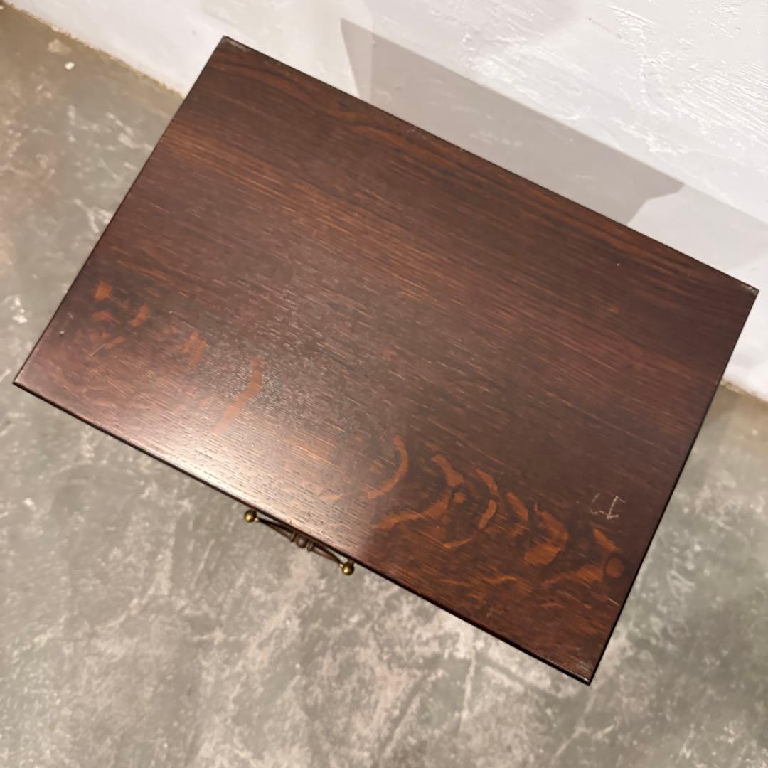 年末年始saleヴィンテージ　木製サイドテーブル　引き出し付き　2