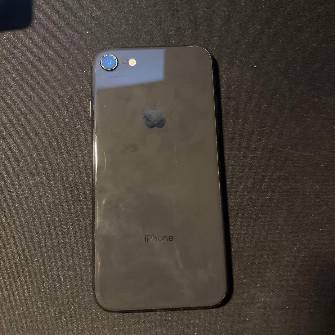 iPhone8SIMロック解除済み