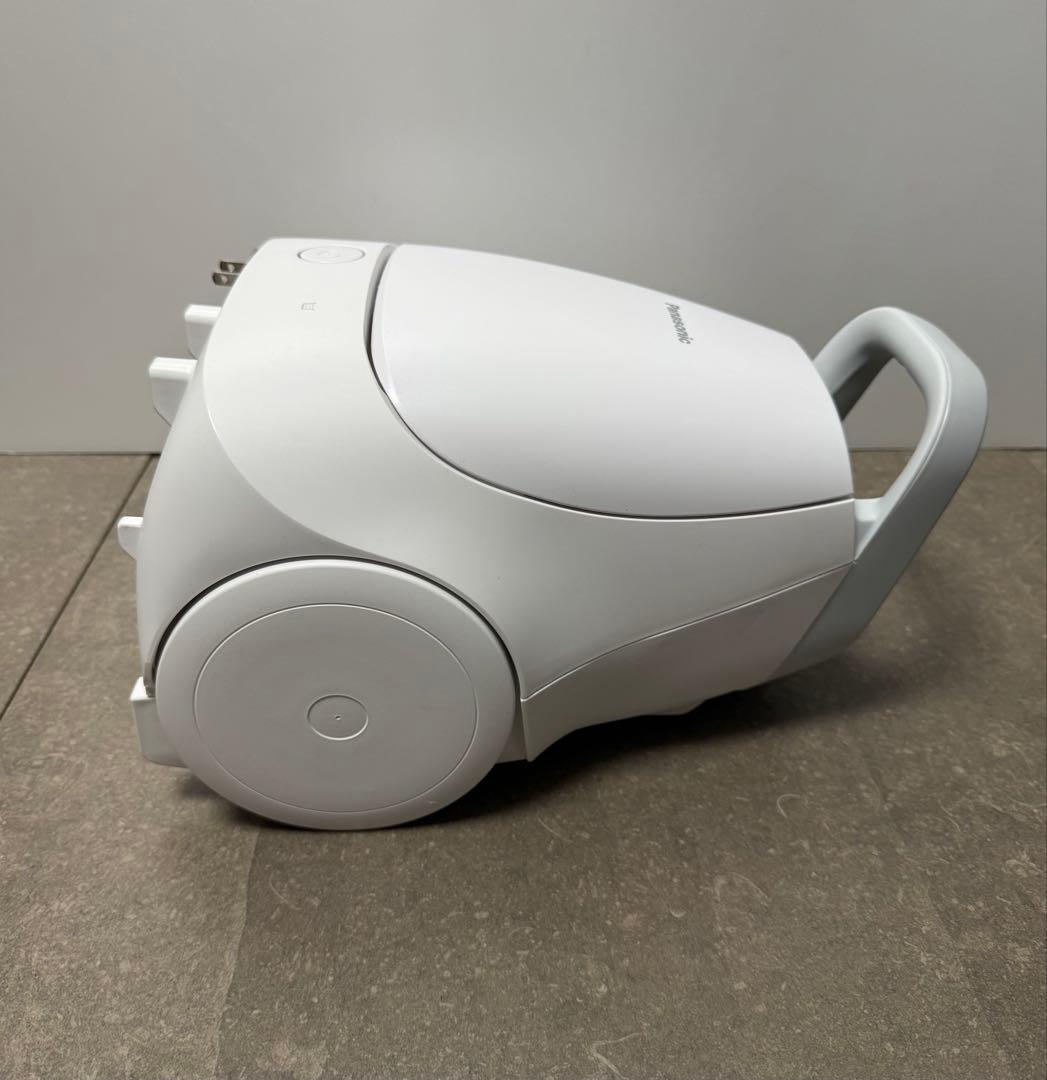 パナソニック◇紙パック式キャニスター掃除機 MC-PJ240G-W ホワイト