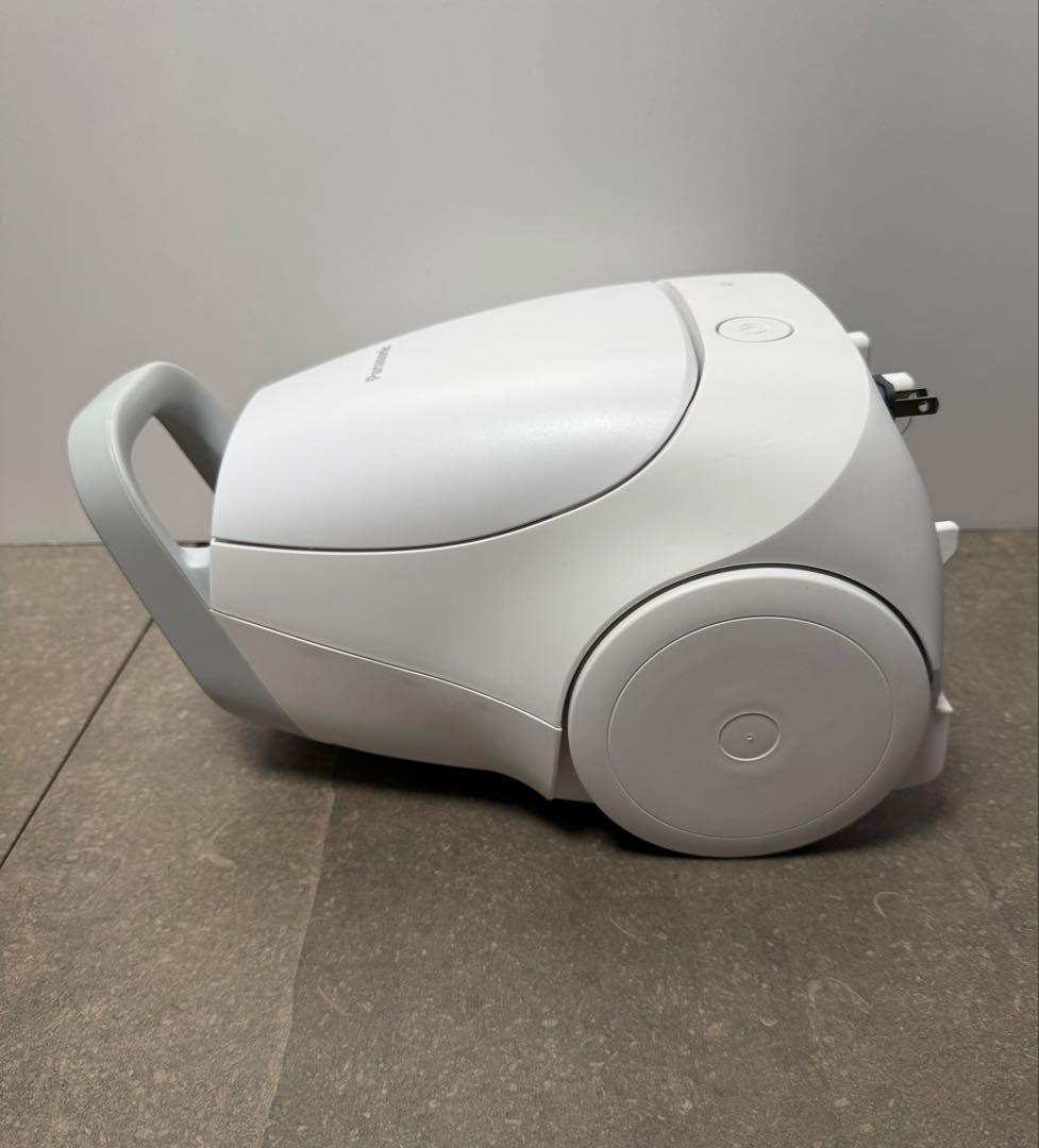 パナソニック◇紙パック式キャニスター掃除機 MC-PJ240G-W ホワイト