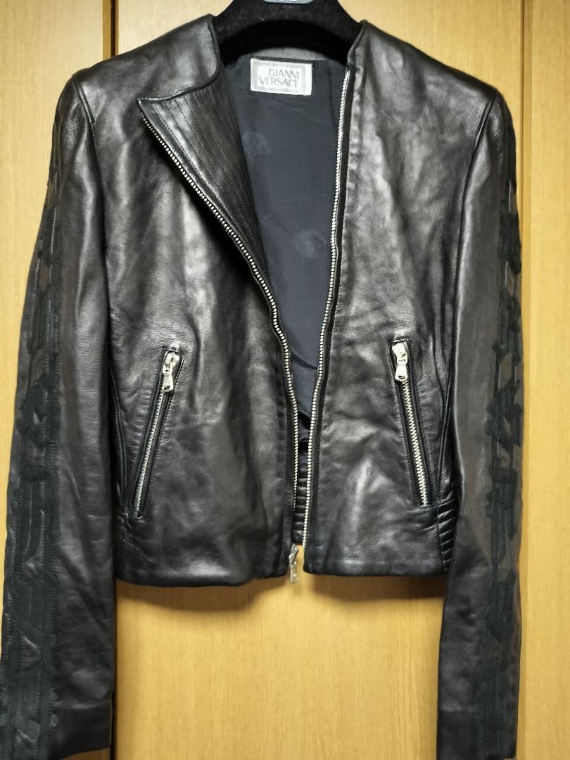 GIANNI VERSACEヴィンテージヴェルサーチ レザージャケット
