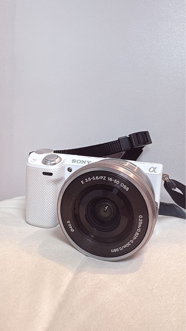 SONY NEX-5T ホワイト パワーズームレンズキット 箱あり 動作未確認