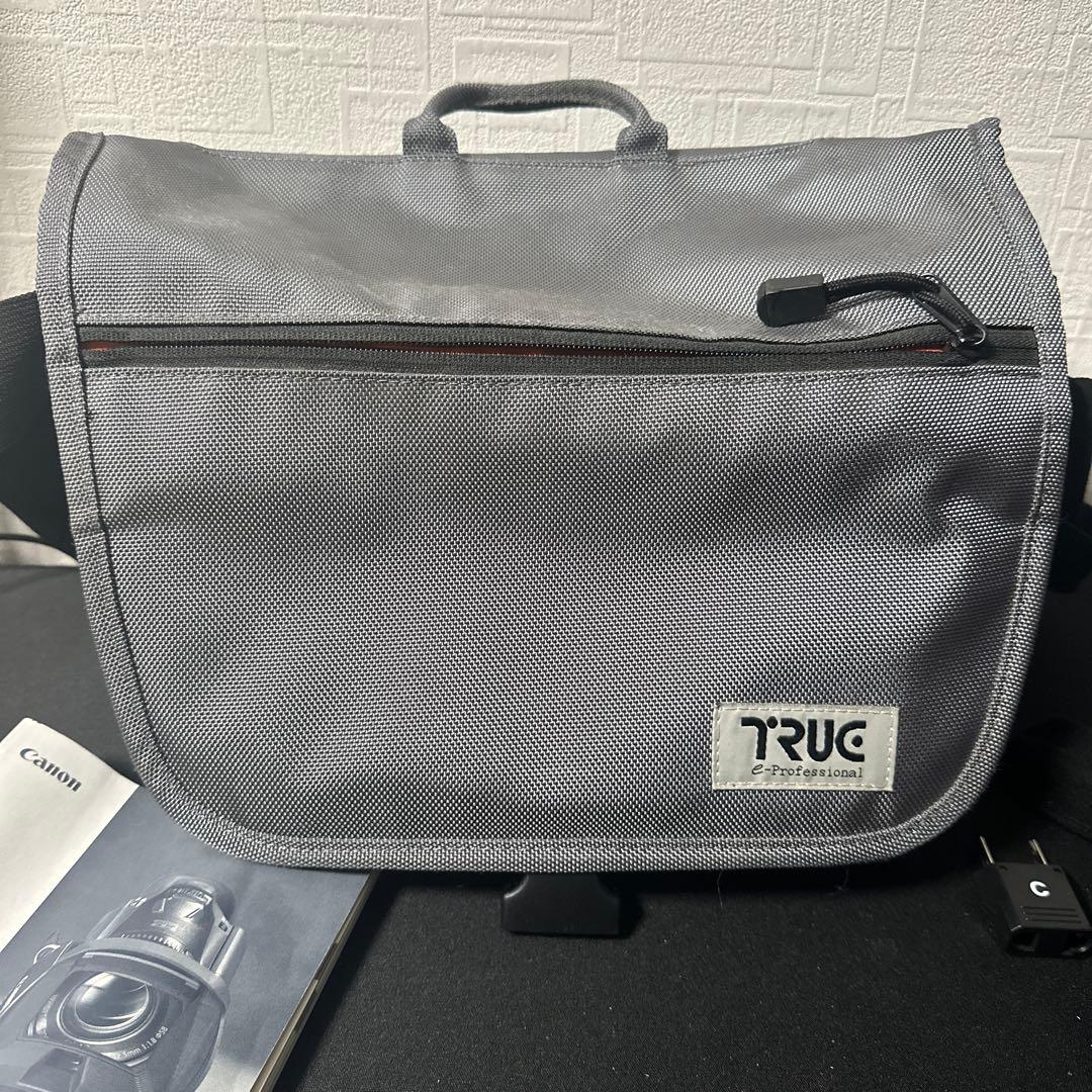 Canon ビデオカメラ本体 ウィンドシールド付き　専用マイクセット　ワイヤレス