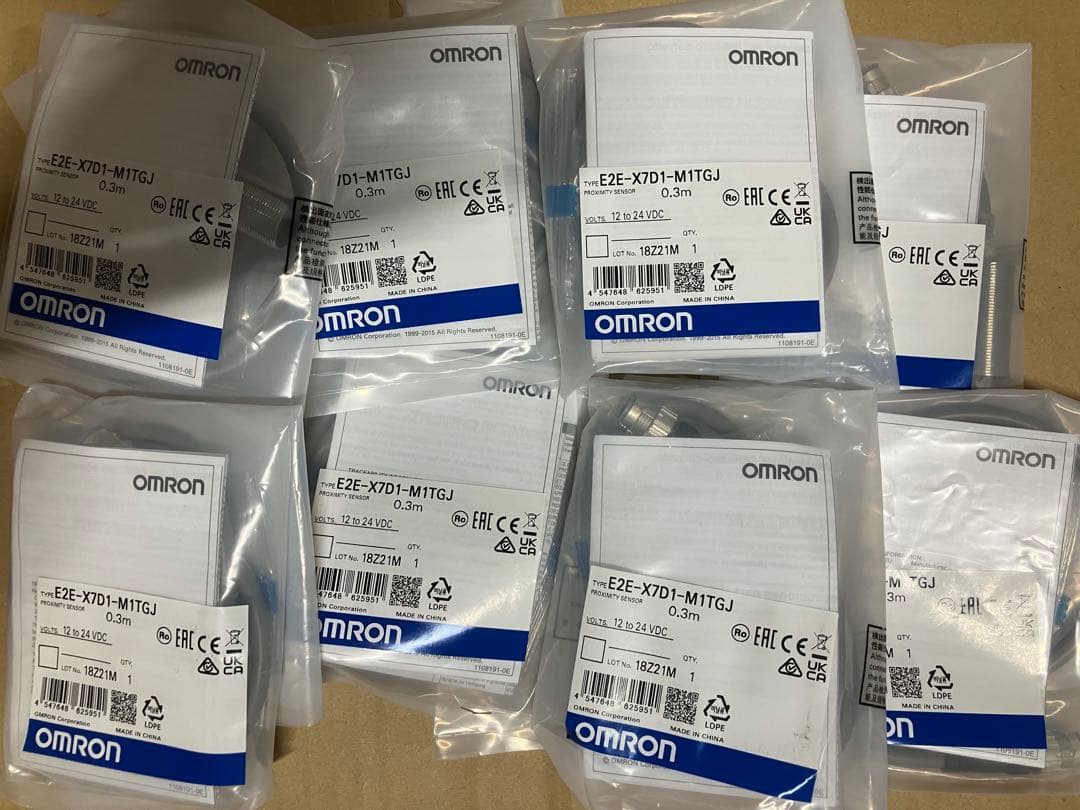 オムロン 近接センサ E2E-X7D1-M1TGJ 8個セット OMRON