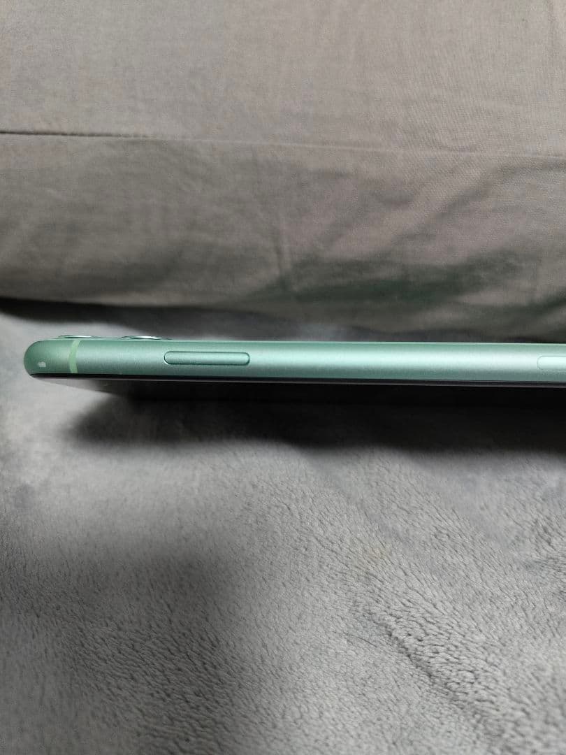 動作品！SIMフリー Apple iPhone11 128GB グリーン