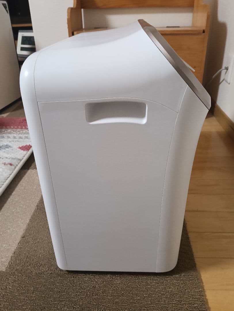 除湿機 乾燥機 ANG-CD-B2(W) 21年製 かなりの美品