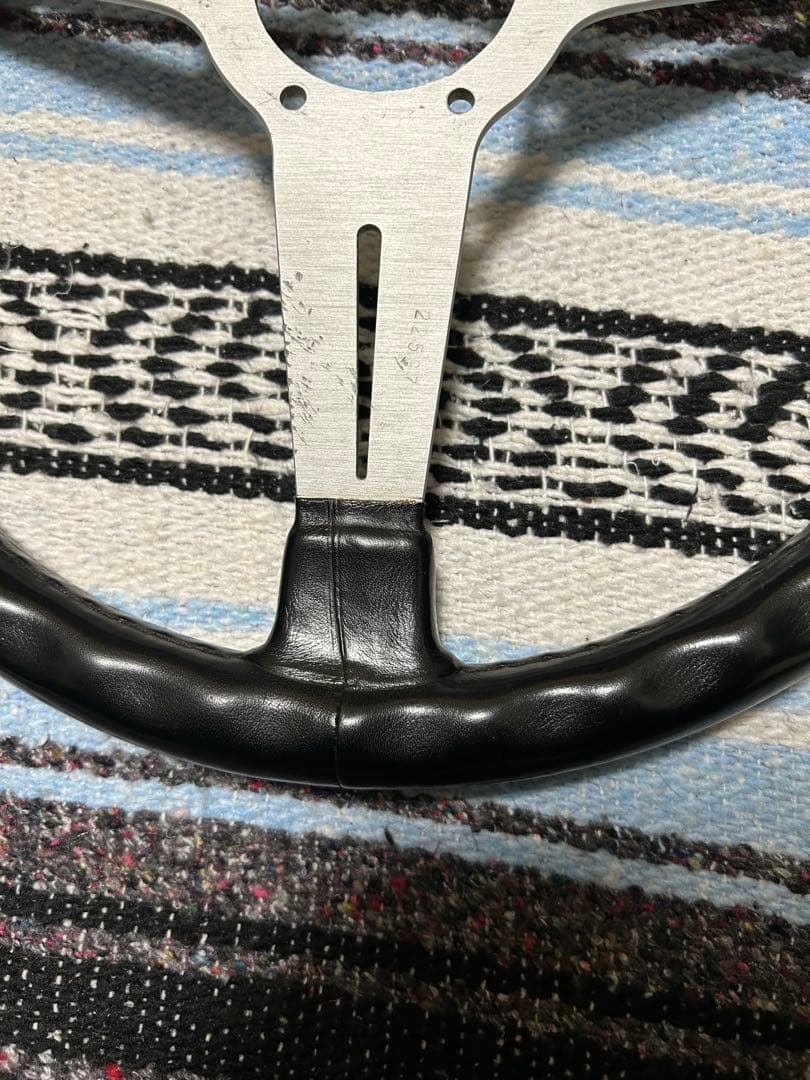 【当時物】イタリア製NARDI ナルディ レザーステアリング φ36.5