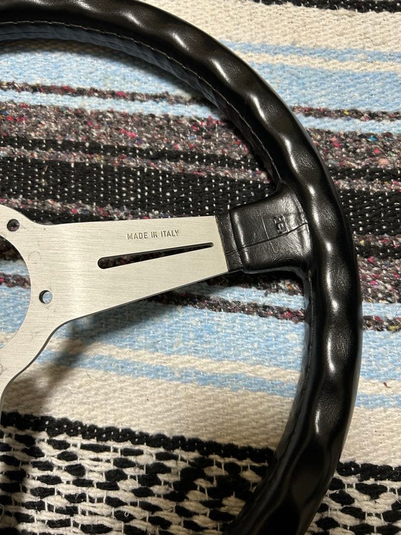 【当時物】イタリア製NARDI ナルディ レザーステアリング φ36.5