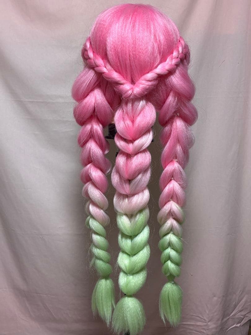 鬼滅の刃　甘露寺蜜璃コスプレ