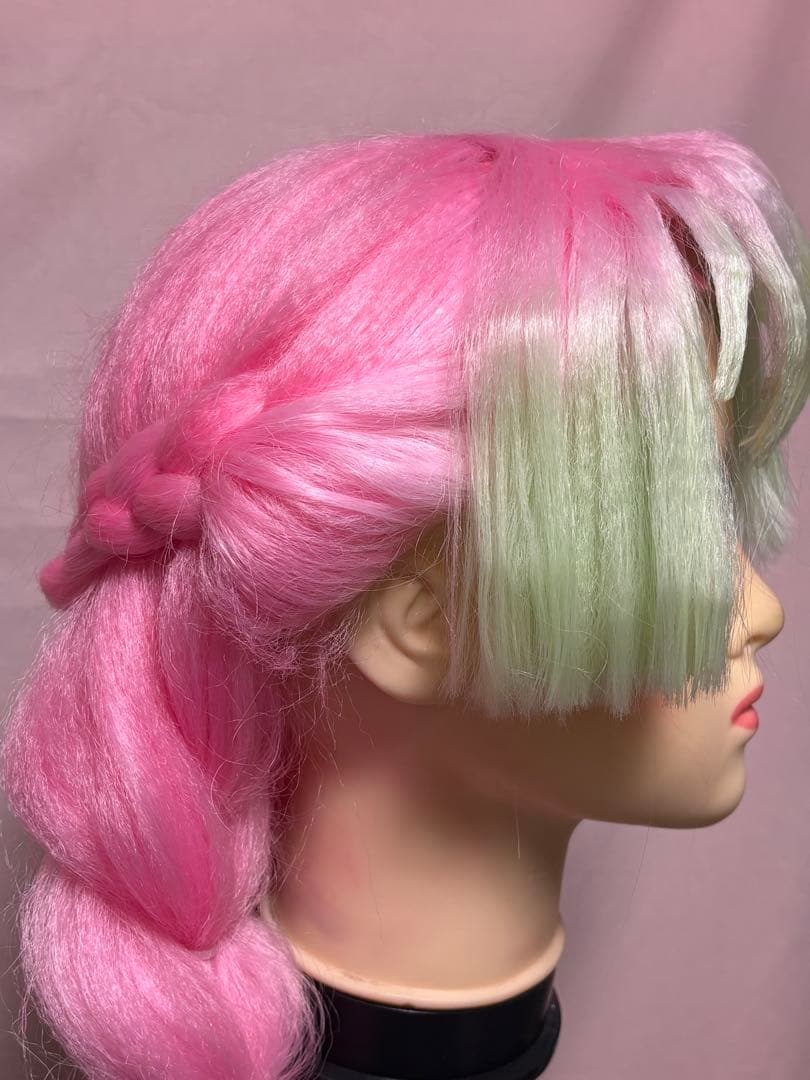 鬼滅の刃　甘露寺蜜璃コスプレ