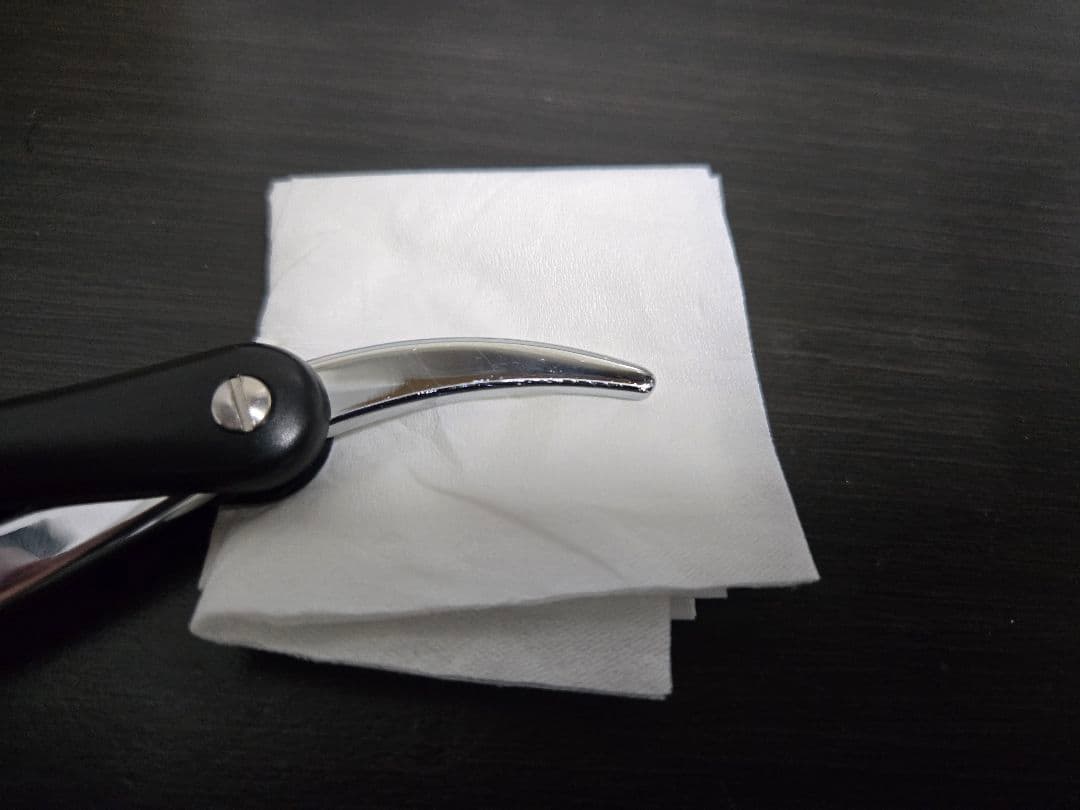 ビーグラッド　レザー　カミソリ　理容