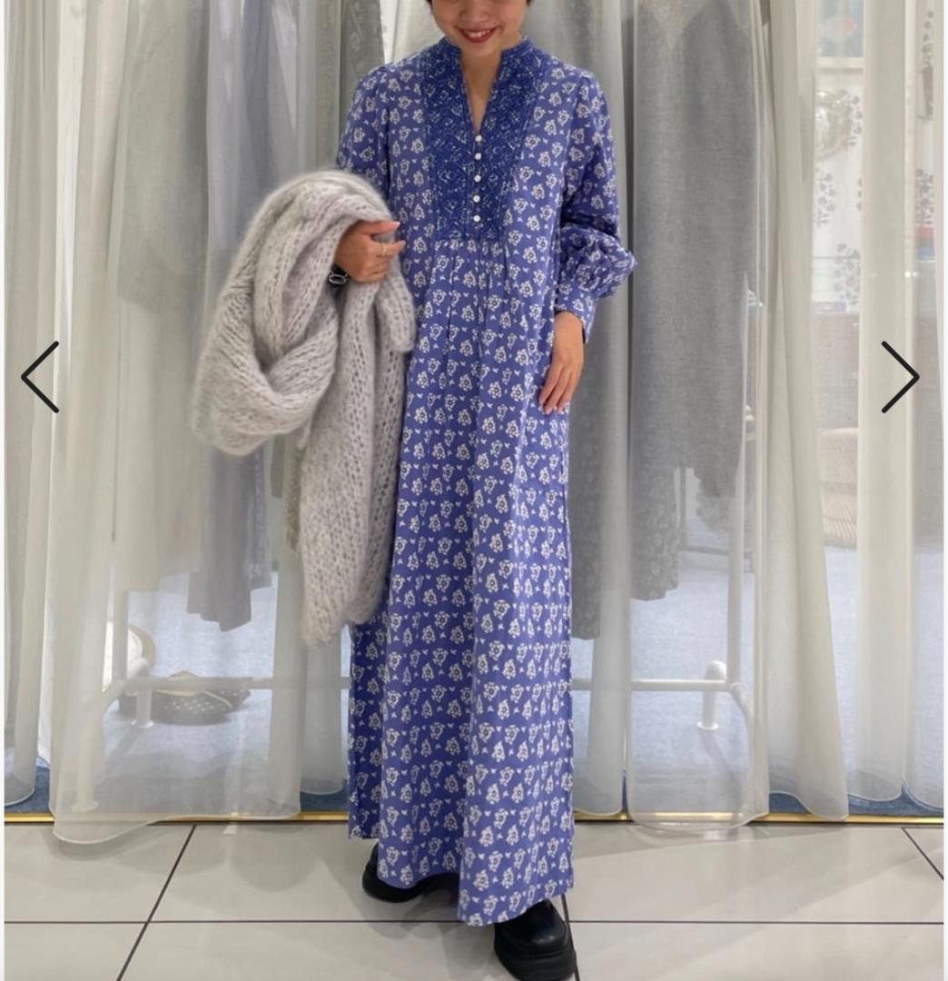 新品　ne Quittez pas　ヌキテパ　青色花柄ワンピース　23年AW