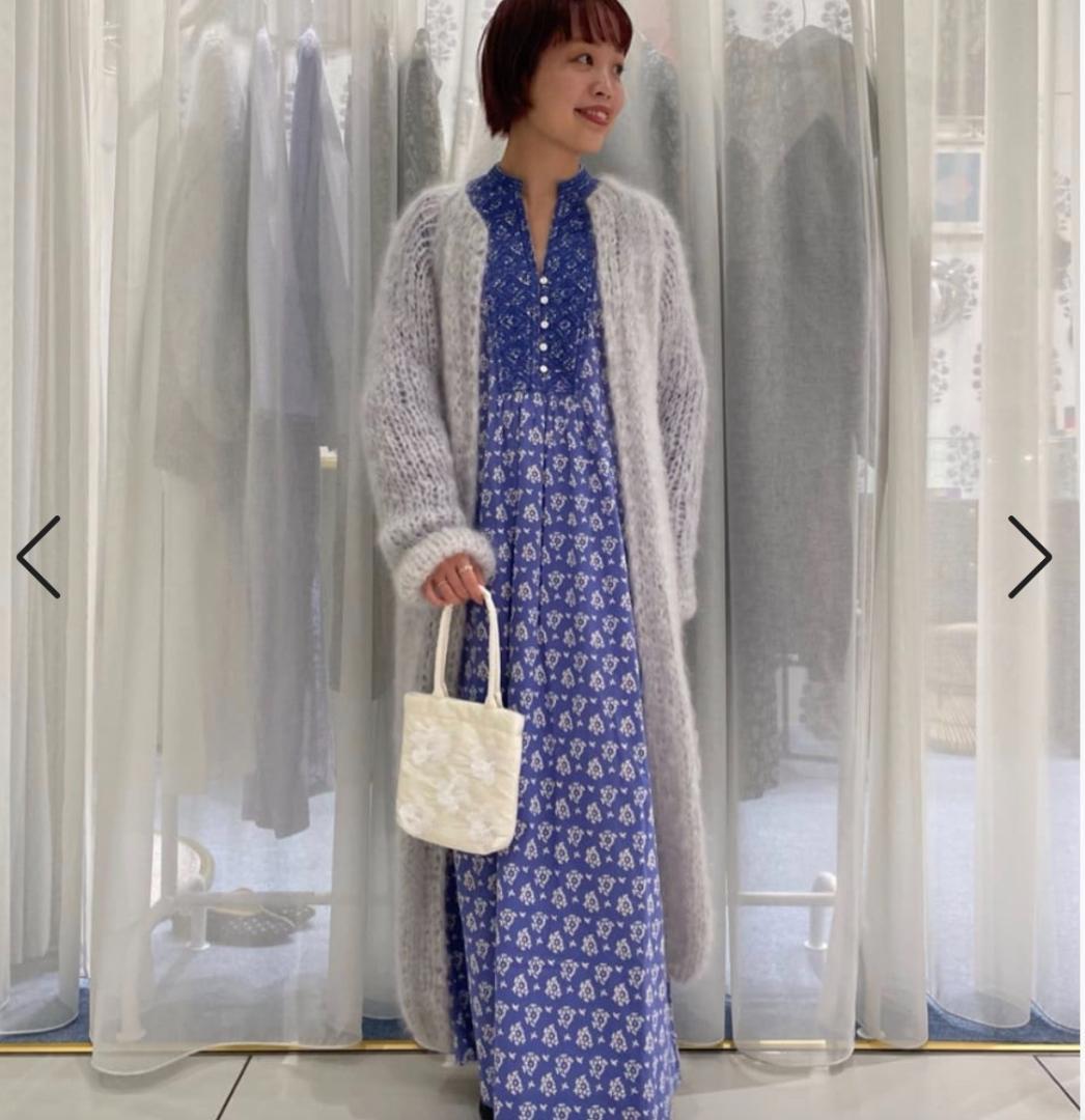 新品　ne Quittez pas　ヌキテパ　青色花柄ワンピース　23年AW