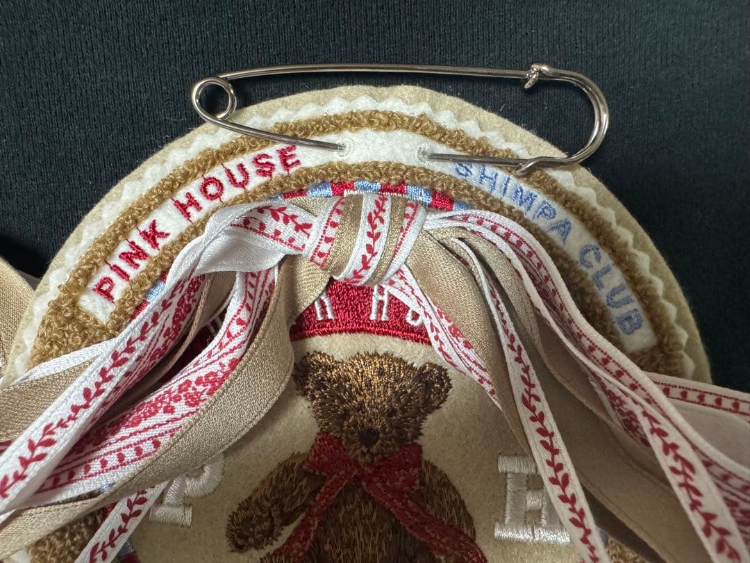 ピンクハウス ワッペン くま刺繍 リボンブローチ